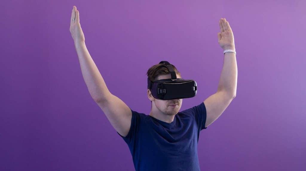 Quel casque réalité virtuelle te surprendra?